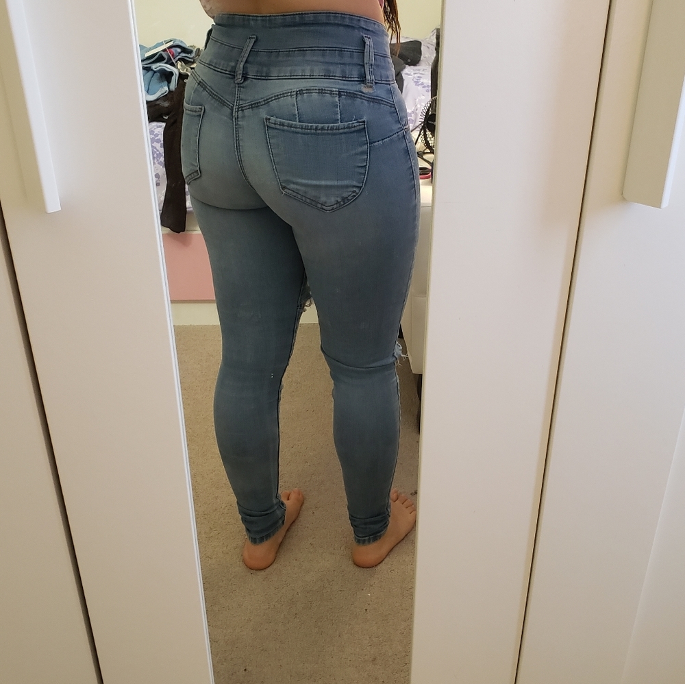 Jeans - Picture 3 of 3